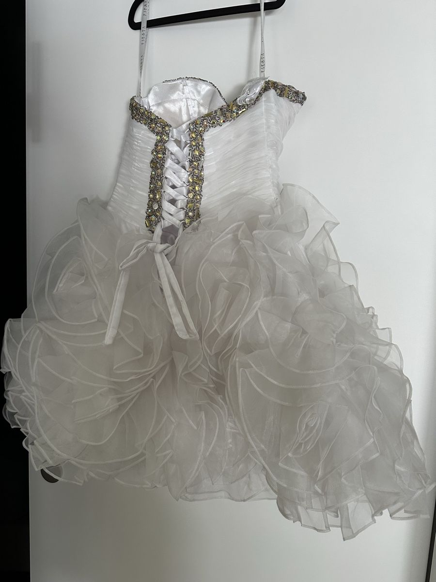 Kleider: Weisses Ballkleid  – Gebraucht aus Rudolfstetten von Jenna.Bananna 2