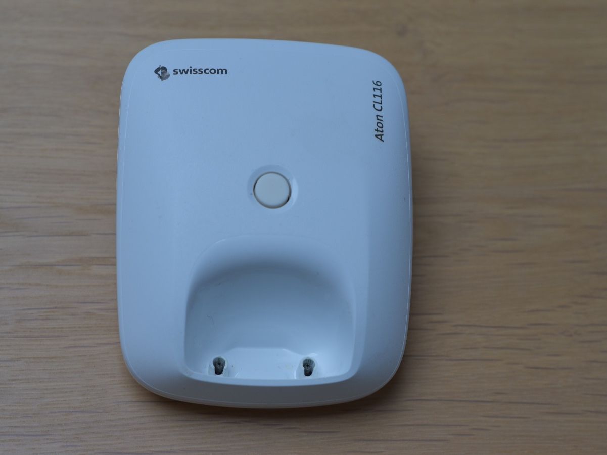 Swisscom Telefoni: Aton CL116 Schnurlos Telefon - weiss – Usato da Fehraltorf venduto da Stinson 6
