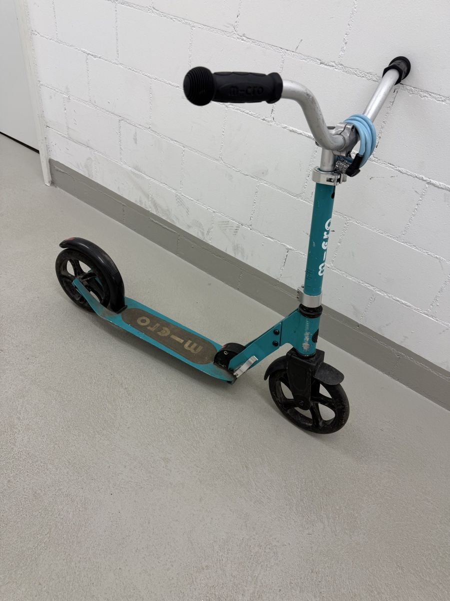 Micro Veicoli per bambini: Micro Scooter Turquoise – Used, Fully Functional – Usato da Zürich venduto da ana_t7ff