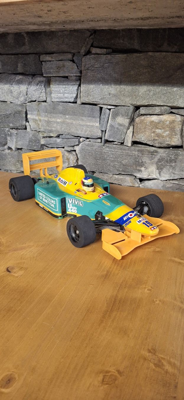 Tamiya RC Kits de montage: Tamiya F102 Benetton vintage – D'occasion à Losone par 143_Vintage