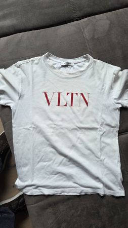 t shirt VLTN valentino donna XS cotone la magliettà è usata 