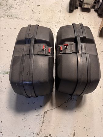2x GIVI Seitenkoffer Mot
