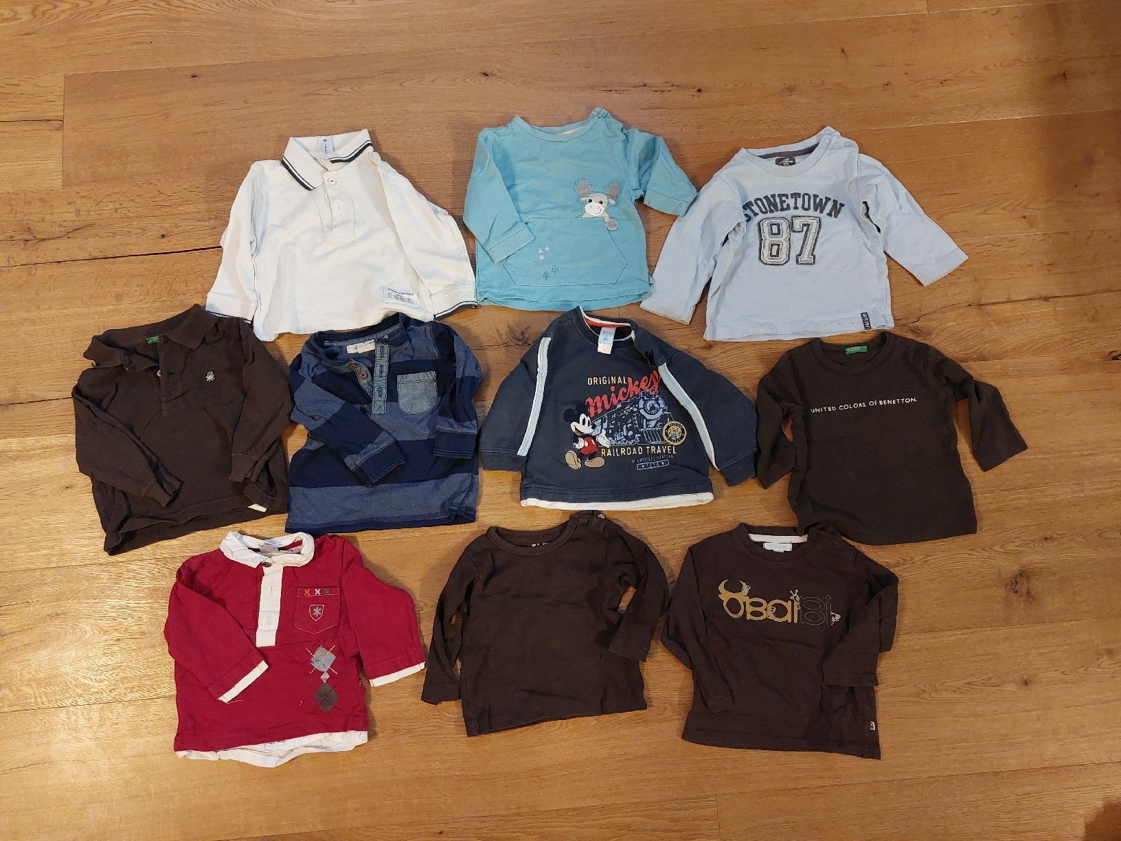 Lotti & Set di vestiti: 71-Teiliges Kinderkleider Paket, Grösse 74 – Usato da Hellbühl venduto da the-brain 1