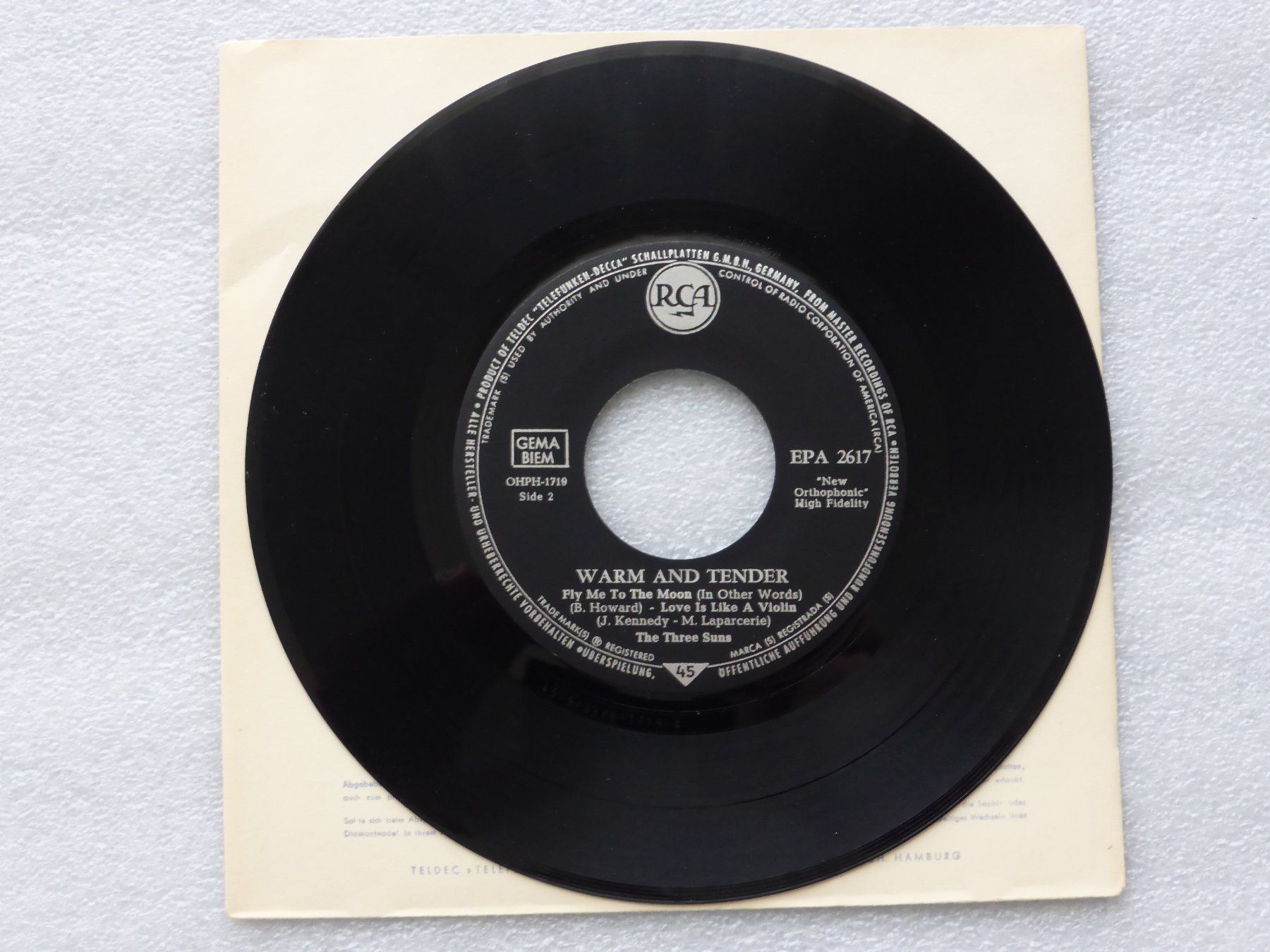 Dischi in vinile: Vinyl Single   EP  THE THREE SUNS – Usato da Küssnacht am Rigi venduto da Mondkinder 2