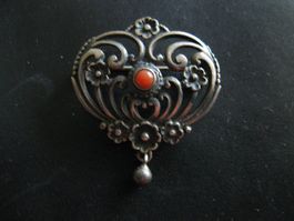 Brosche Jugendstil