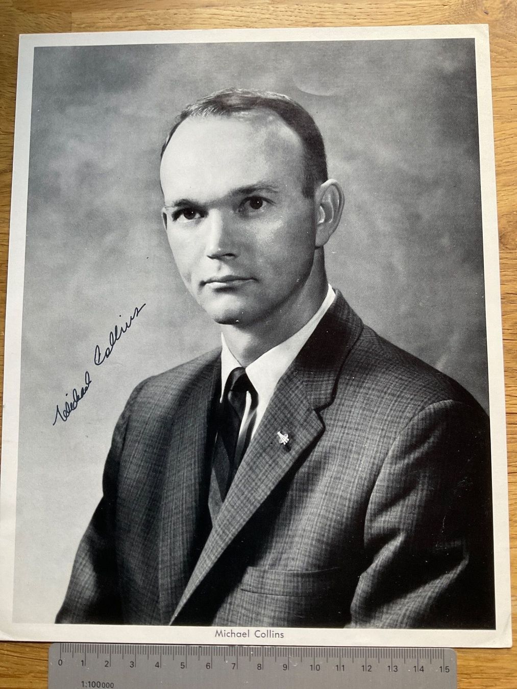 Autografi: Apollo 11 Michael Collins Autogramm – Nuovo (secondo la descrizione) da Hittnau venduto da workaholic60