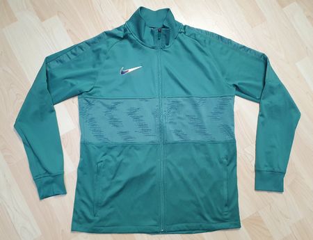 Nike Jacke DRY STRKE grün Gr. L