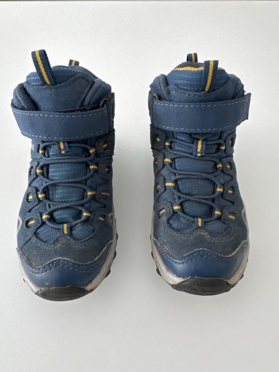 Meindl Chaussures garçon: Meindl Wanderschuhe GoreTex, Größe 27  – D'occasion à Oberglatt ZH par cyringo