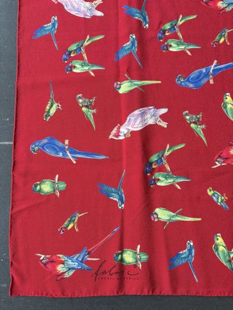 „Fabric Frontline“ Seidenschal