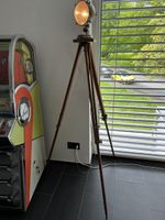 Lampe/Stehlampe