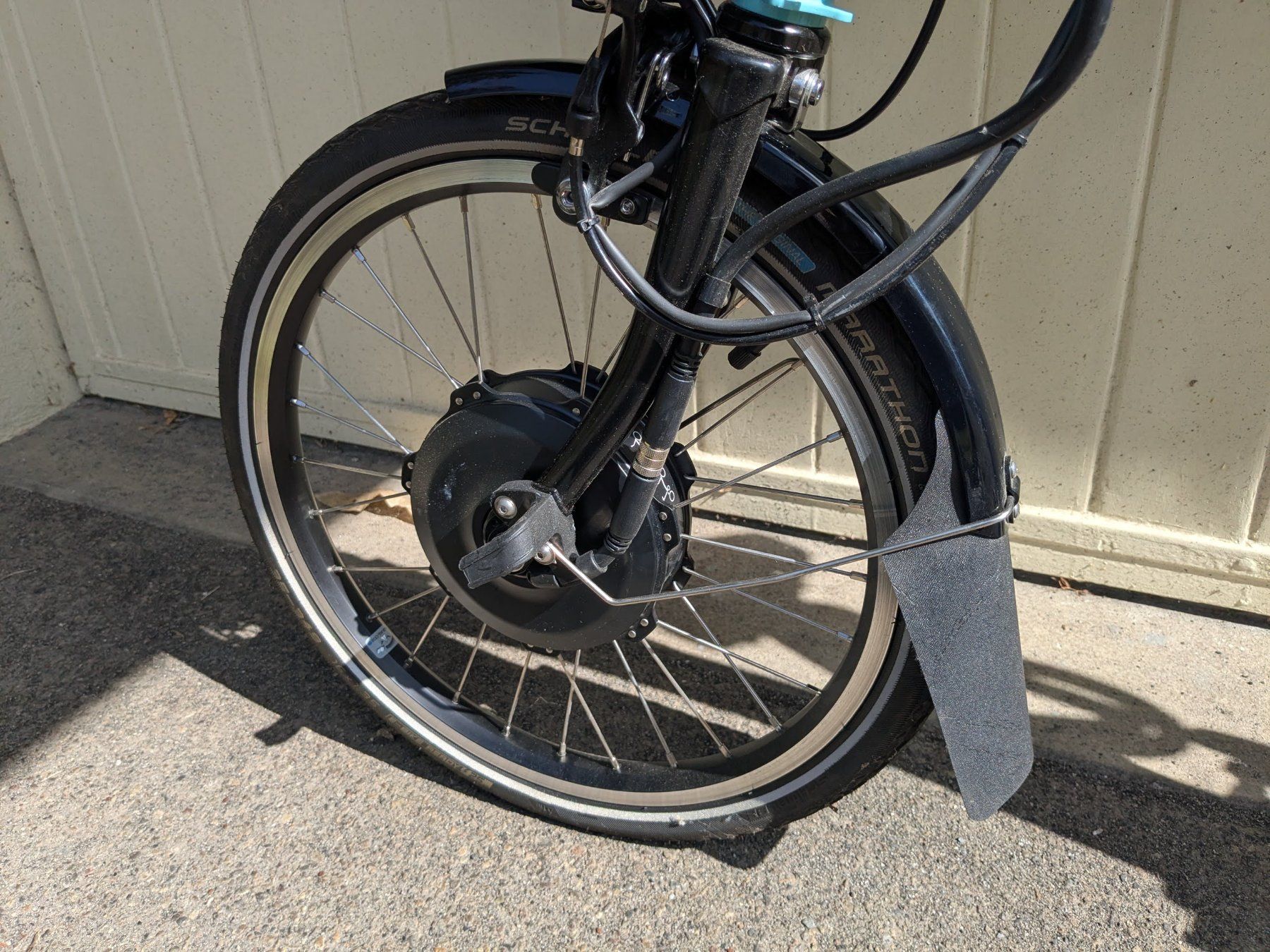 Brompton Biciclette: Brompton Electric C-Line & Tasche – Usato da Bern venduto da F_M_A 2