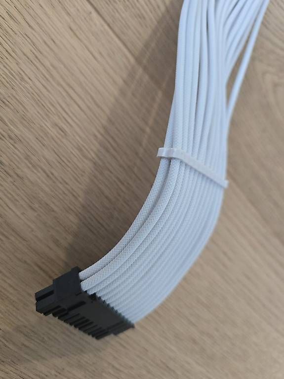 Cavi: CableMod C-Series Pro Kit AXi,HXi,RM – Usato da Hombrechtikon venduto da KgDingeling 1