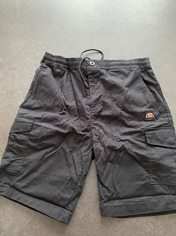 Pantaloni: Ellesse Shorts, Grösse S – Usato da Nottwil venduto da mit_7x97