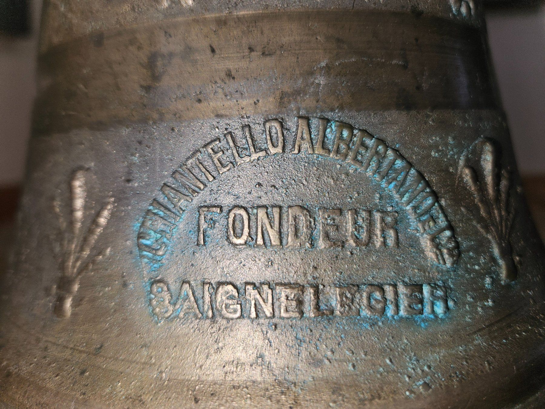 Cloches & sonnailles: Kuhglocke von 1904 – D'occasion à Münchwilen AG par pel_y9jx 2