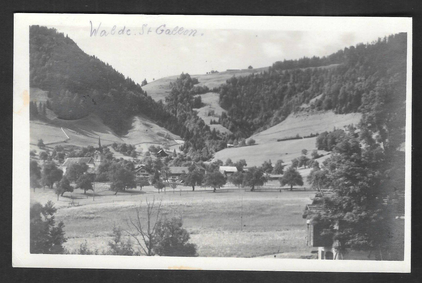 Cartoline postali: Walde (St. Gallen) Dorfansicht – Usato da Olten venduto da clotaldi