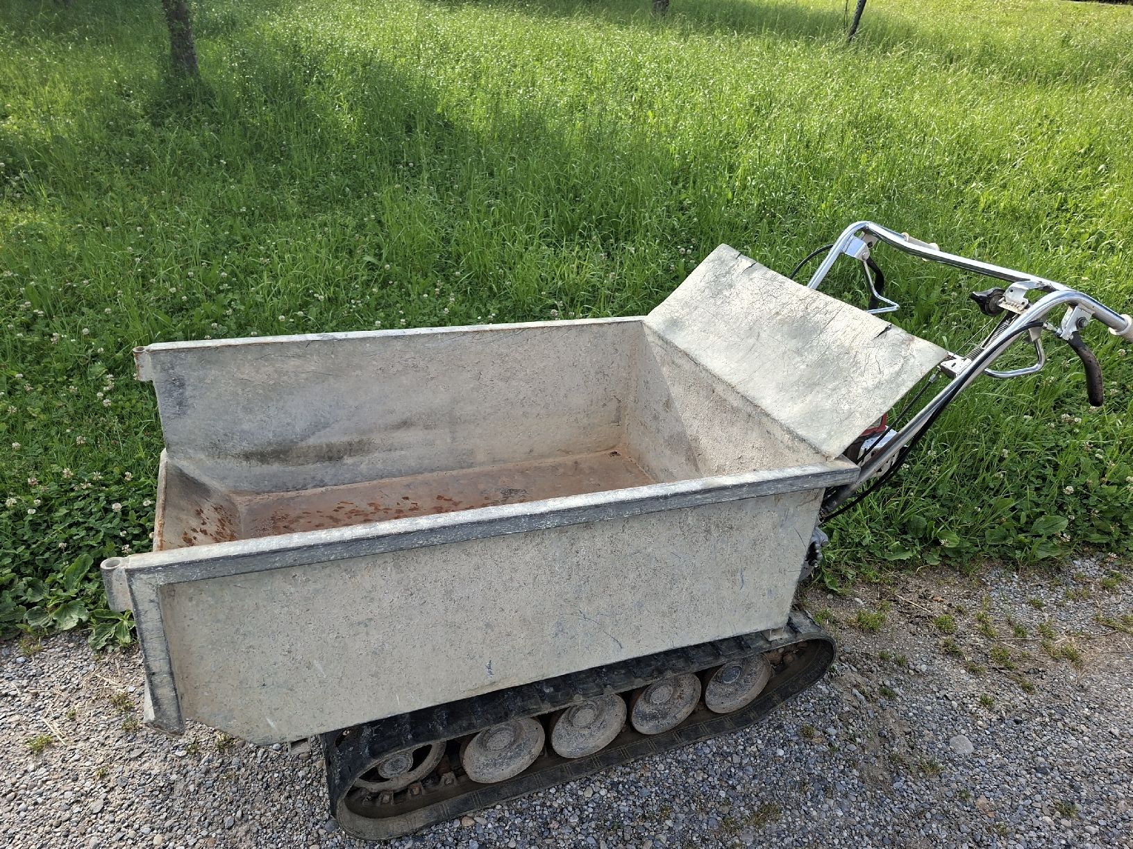 Honda Tutte le macchine: Raupentransporter Honda HP 400 – Usato da Niederuzwil venduto da Dakitiki 5