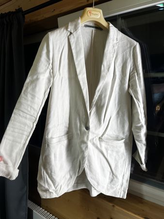 Stylish Transit Par-Such Linen Blazer - Size Medium!
