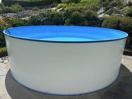 Pool 4x1,2m mit Leiter, Abdeckung und Skimmerr