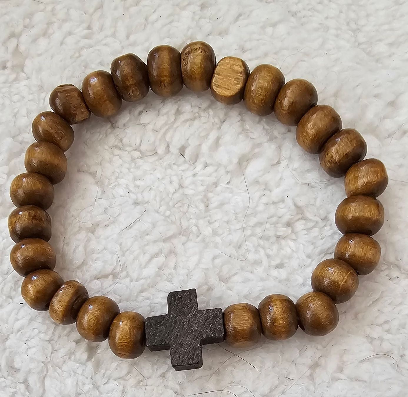 Armbänder & -reifen: Holzarmband mit Kreuz  – Neu (gemäss Beschreibung) aus Grosshöchstetten von Chaotik-Reptil