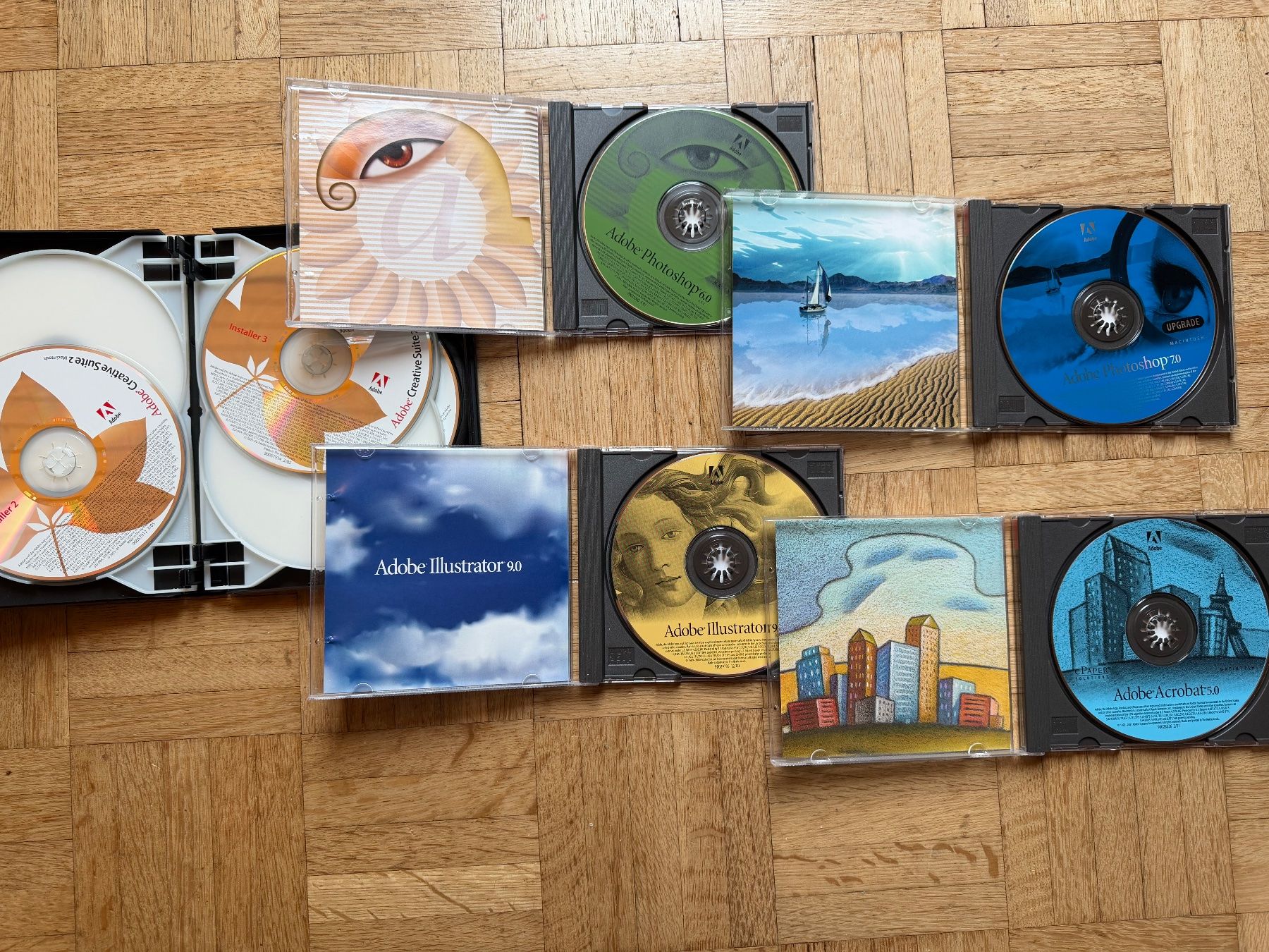 Adobe Software: Macintosh Photoshop 6, 7, Illustrator 9, Acrobat 5, CS 2 – Usato da Adliswil venduto da synchrot 1
