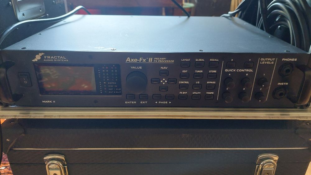 通電確認済み】CC-2200DX CELLSTAR 12v/24v a0339（Fractal Audio 