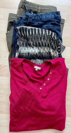 Kleiderset. Tunika , zwei Hosen, Bluse
