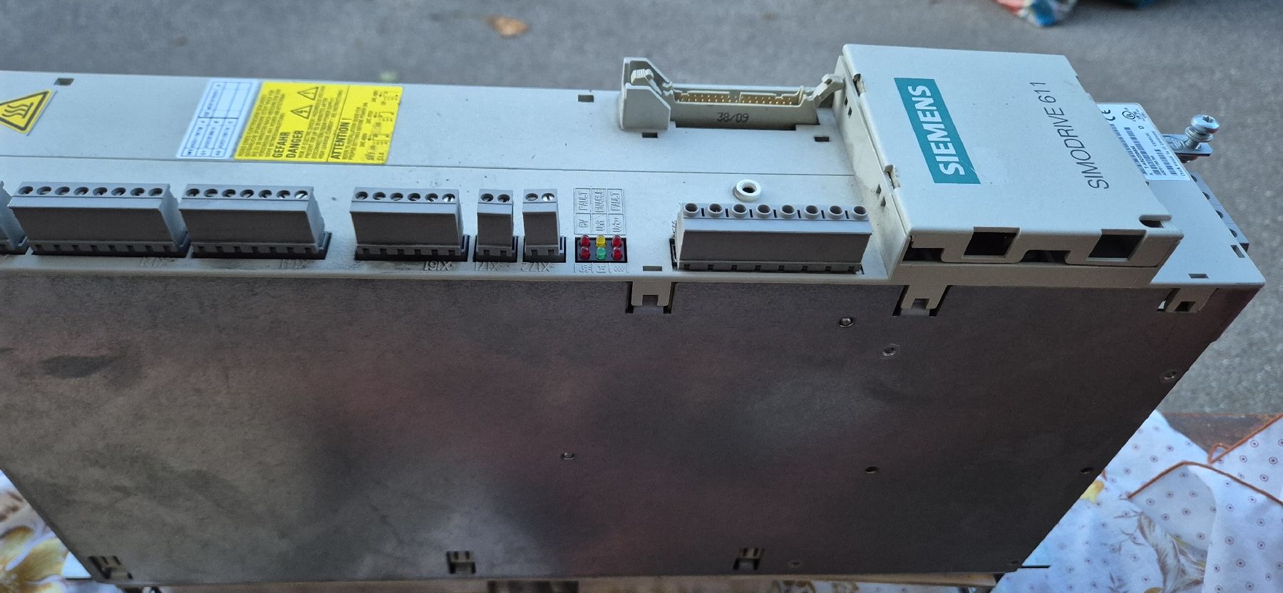 Siemens Componenti elettronici: Siemens SIMODRIVE 611 – Usato da Berlens venduto da ETE68 2