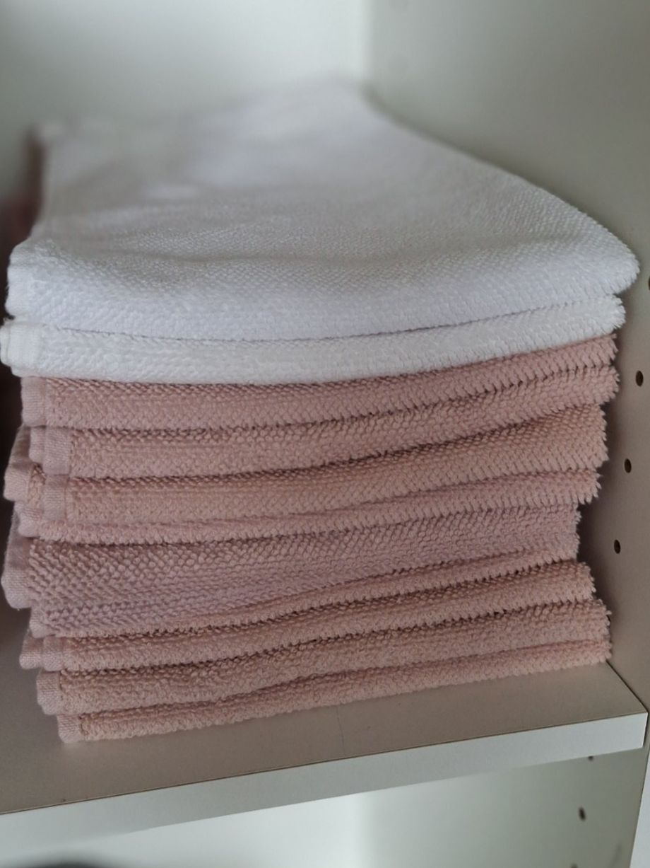 Ikea Teli da bagno: 10 Handtücher altrosa / 2x weiss – Usato da Niederrohrdorf venduto da Papillon_47