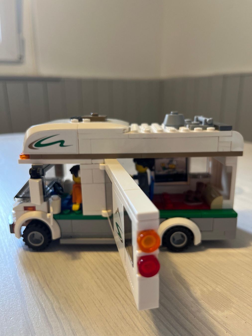 Lego Kit di costruzioni: Lego Campervan Set 4205 guter Zustand – Usato da Tafers venduto da JP911 5
