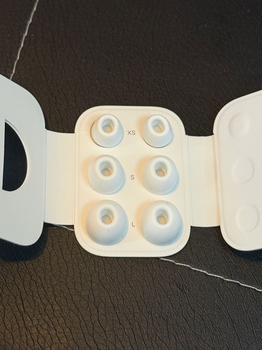 Apple Casques audio: Airpods 2 pro – D'occasion à Effretikon par master1873 5