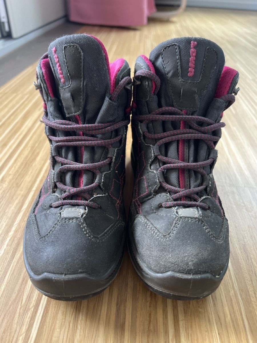 Lowa Scarpe per ragazze: Lowa Wanderschuhe Gr 33 – Usato da Zürich venduto da spts 5