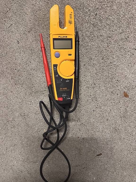 Tutti gli attrezzi: Flucke T5-600 Multifunktional Tester – Nuovo e nell'imballaggio originale da Kriens venduto da ChristophS04