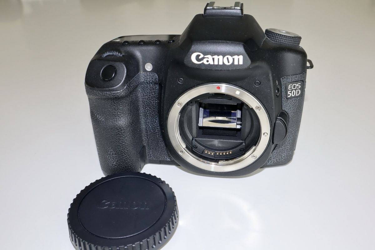 Canon Fotocamera: Canon EOS 50D Digitalkamera mit Objektiv EF-S 17-55mm – Usato da Zug venduto da mhannesb 1