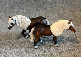 Schleich zweier Pferdeset gebraucht