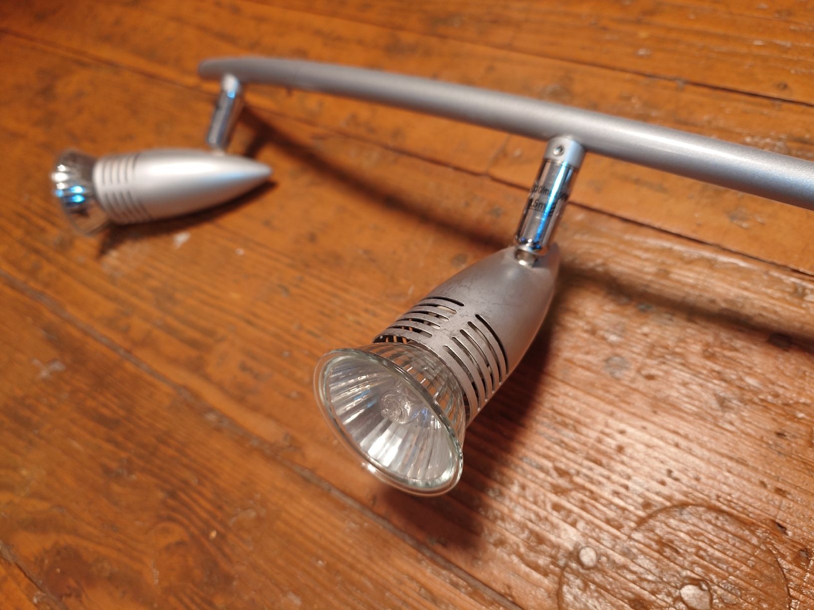 Lampadari & plafoniere: Deckenlampe mit vier Strahlern,voll funktionsfähig – Usato da Wil SG venduto da portu1 1