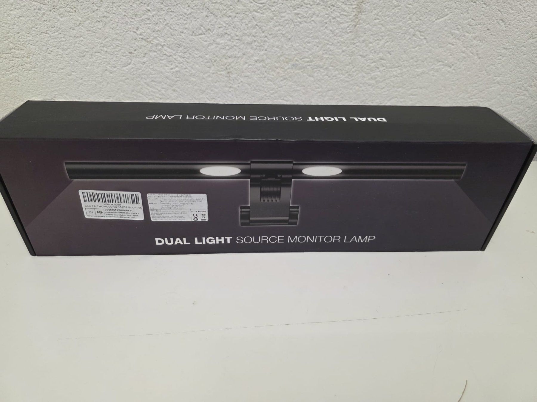 Lampade: Monitor-Lichtleiste 40cm dual light source – Nuovo e nell'imballaggio originale da Bennwil venduto da fawag 1