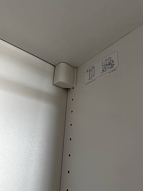 Armoires: IKEA PAX (mittlere Grösse) in Weiss – D'occasion à Lyss par REAL-R 2