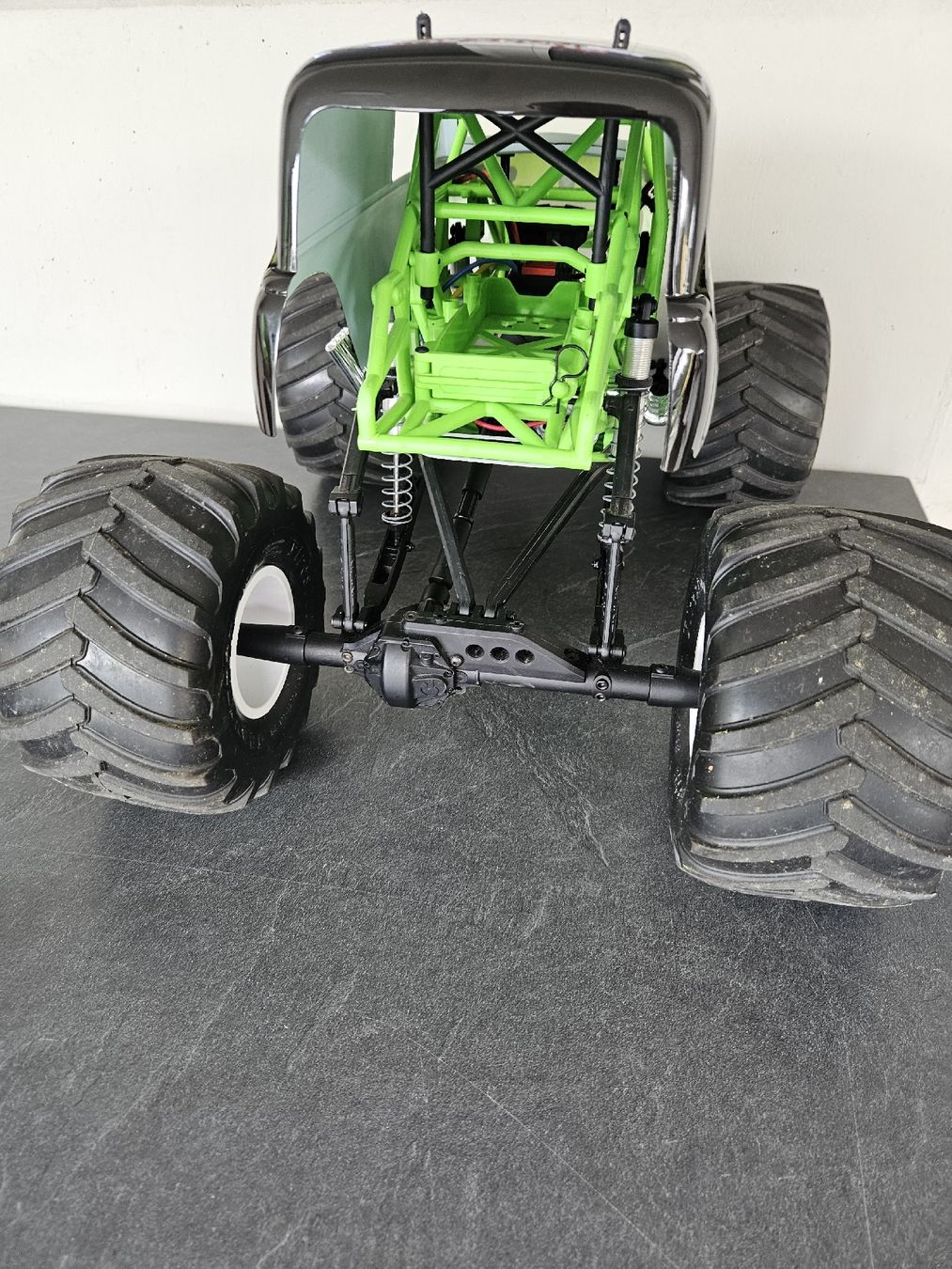 Axial RC Kits de montage: Grave Digger RC Axial SMT10 – D'occasion à Sarnen par rockola02 4