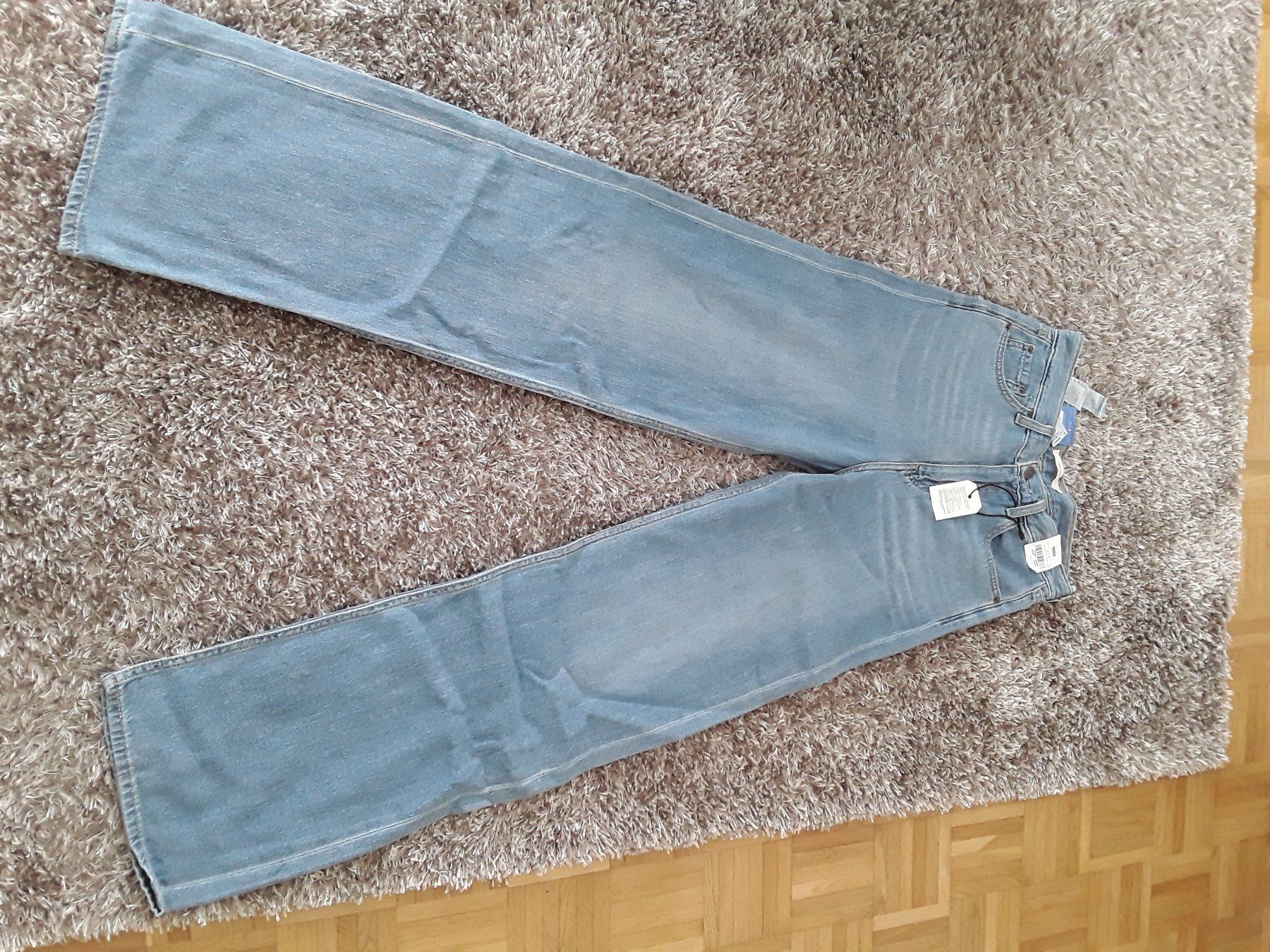Levi's Jeans: Levis – Neuf (Voir description) à Brugg AG par Ljubinka0410