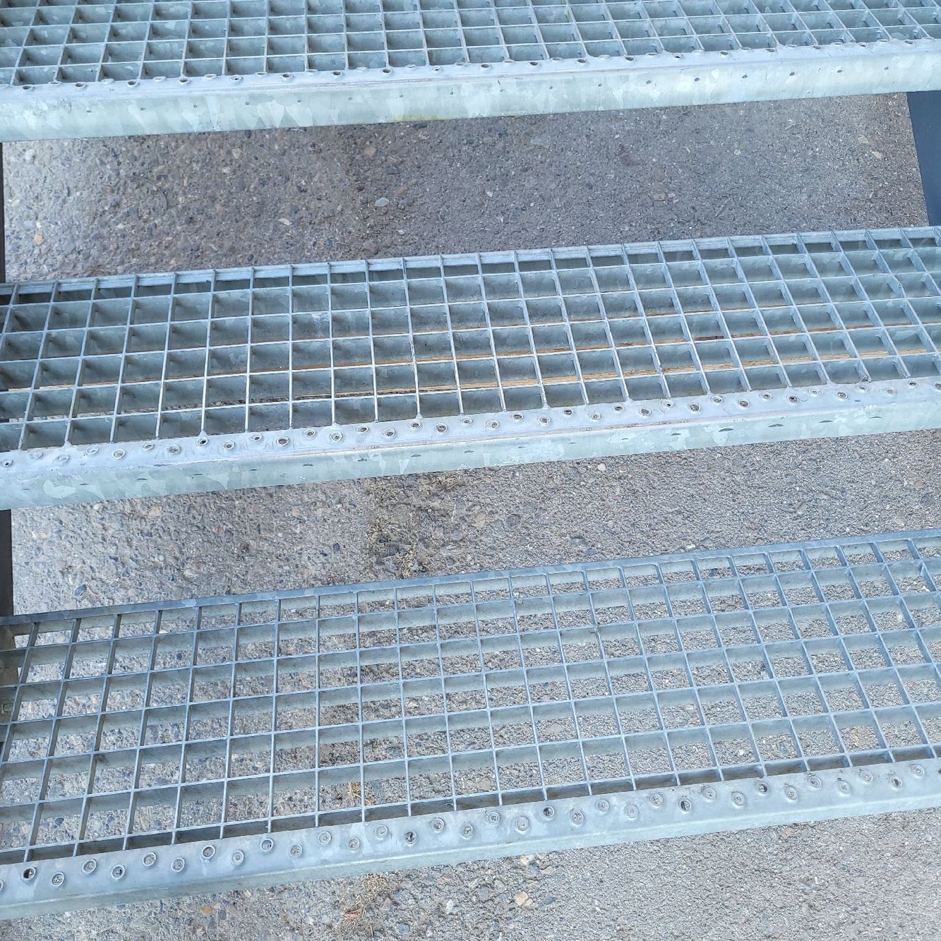 Scale: metalltreppe stahltreppe – Usato da Reichenburg venduto da AK_78 3