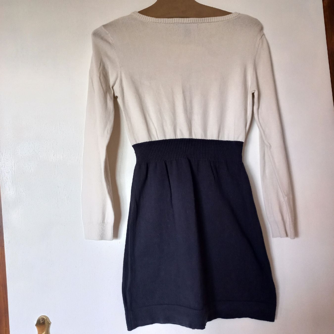 Kleider: Robe 👗 MANGO BASICS  taille M convient plutôt à la taille S – Gebraucht aus Dompierre FR von fat_xth5 1