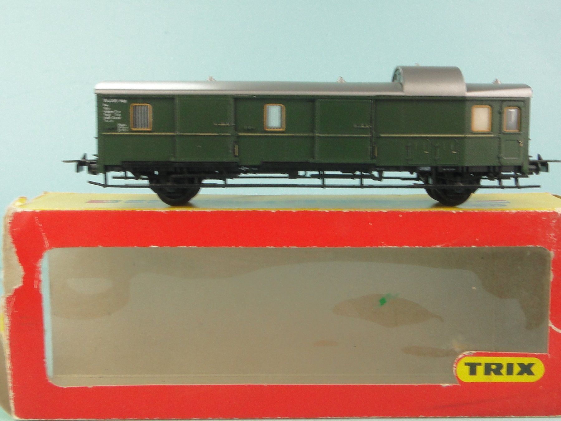 Trix Modellini di ferrovie: Trix H0 3360 Gepäckwagen – Usato da Bülach venduto da cann11 1