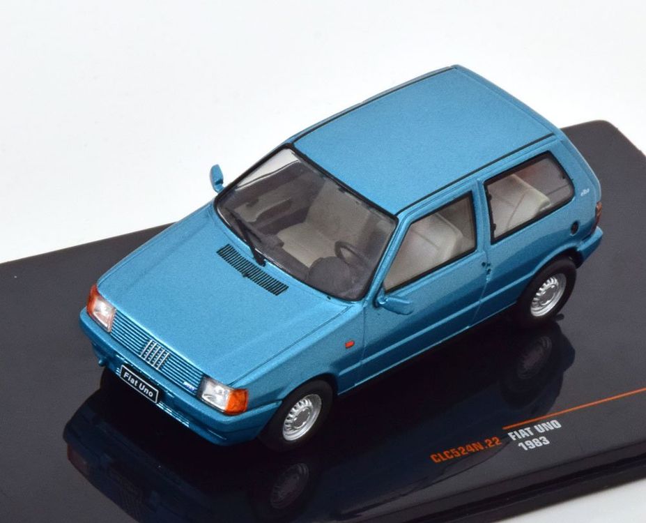 Del Prado FIAT Ritmo 75cl 1979 Blau - 1/43 Modellauto Im Maßstab, Inkl. Sockel & Vitrine