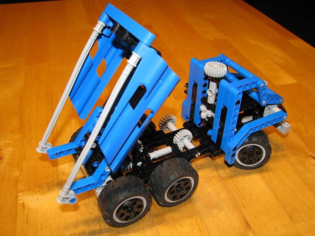 Lego Spielzeuge: Lego Technik 8415 Dump Truck – Gebraucht aus Wangen b. Olten von Binggeli4