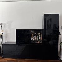 TV-Möbel + Wohnwand / Regal in Hochglanz Schwarz mit LED