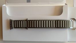 Apple Watch - Olive Alpine Loop Armband