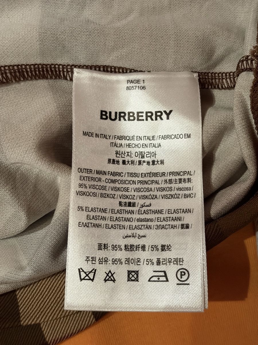 Burberry Vestiti: Burberry Viscose Dress – Usato da St.Josefen venduto da lop_lh8d 5