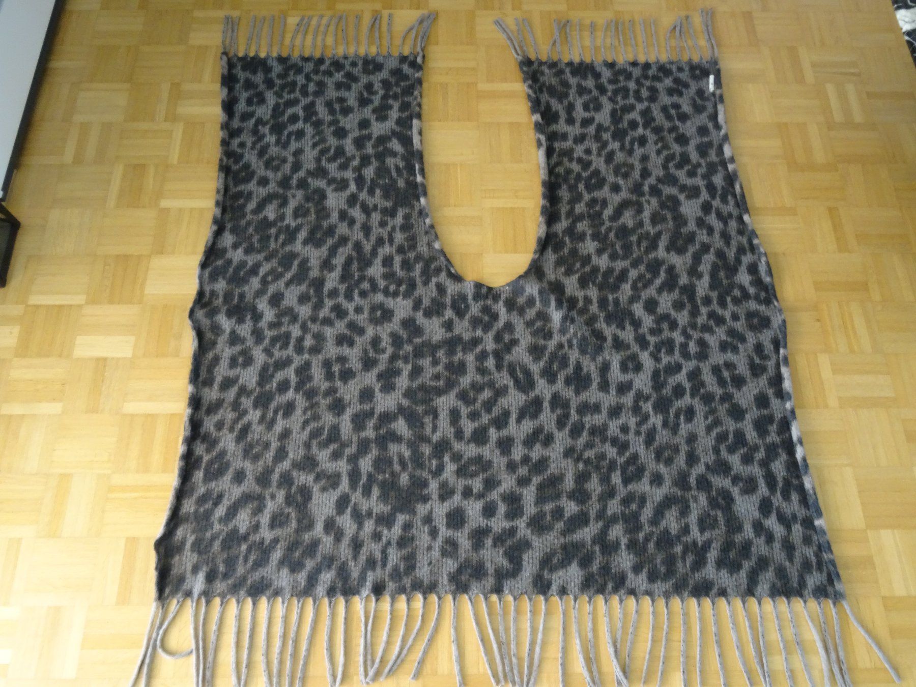 Altro in Moda donna: Cape Umhang Schal Jacke Mantel – Nuovo (secondo la descrizione) da Bazenheid venduto da Aebi55 2