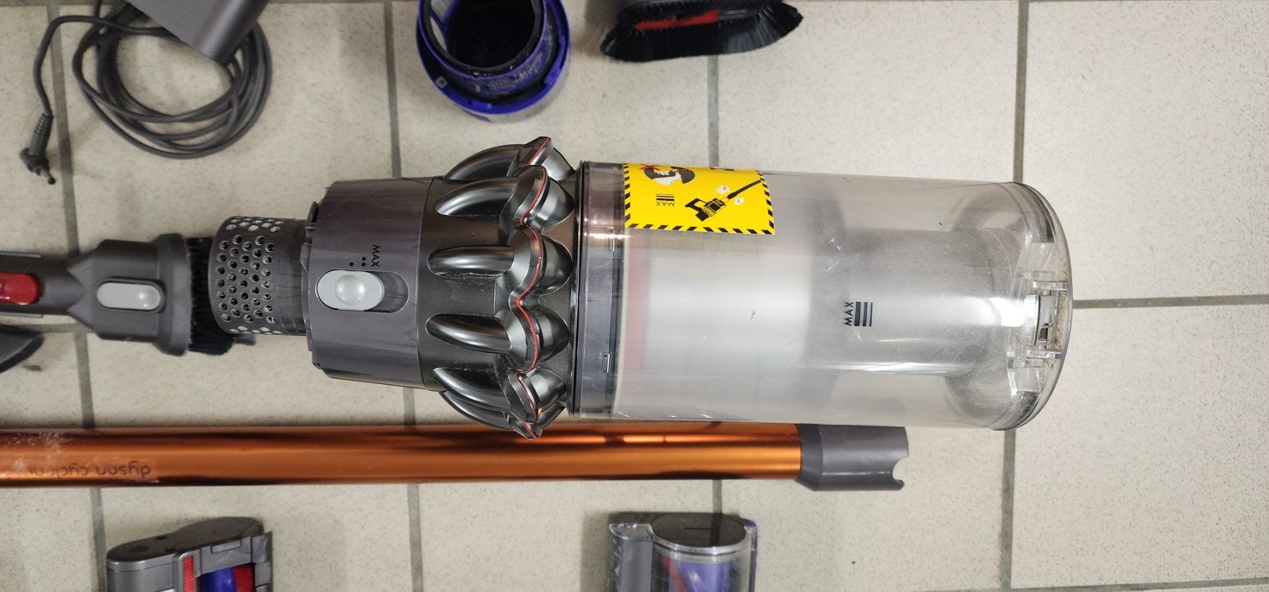 Aspirapolveri & Accessori: Dyson SV12 – Usato da Appenzell Meistersrüte venduto da Brendianer 3