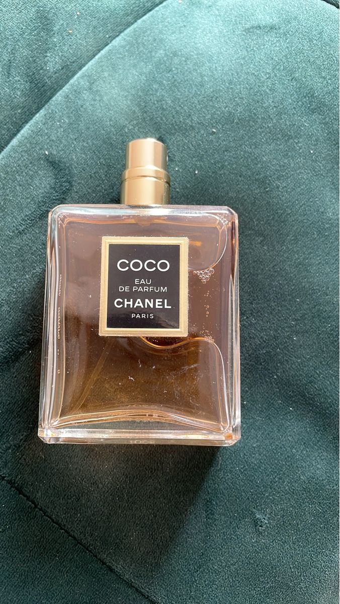 Chanel Parfums & Eau de Toilette: CHANEL COCO EAU DE PARFUM Paris 100ml gebraucht – D'occasion à Niederwil AG par Gustav4